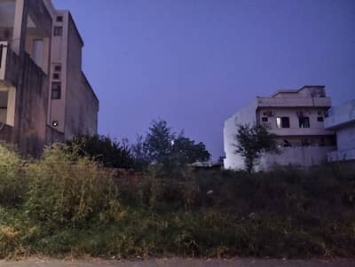 12 Marla plot for sale in Jinah garden Islamabad