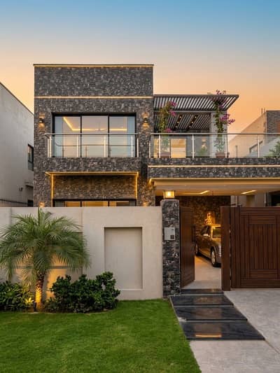 10 Marla Fully Furnished House For Sale In Divine Gardens