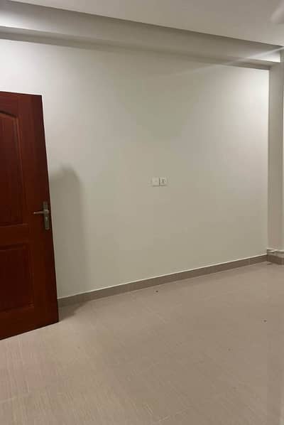 Flat For Sale in Askari 10 Sector S Lahore | 13 Marla 4 Bed | Available Now