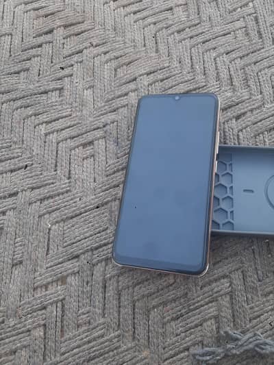 Vivo Y17