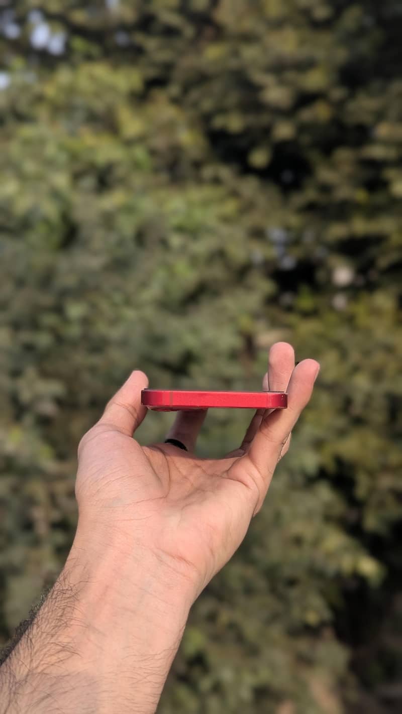 Apple iPhone 13 4