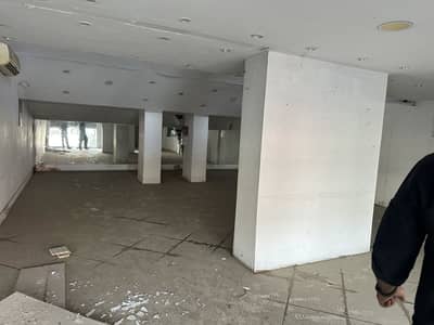 Huge Building For Rent