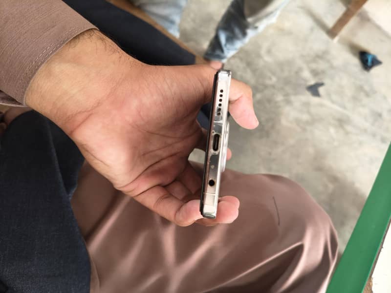 Tecno CAMON 30 2