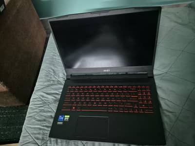 MSI Katana i7 12th RTX 3050 Excellent Condition with free Handheld
