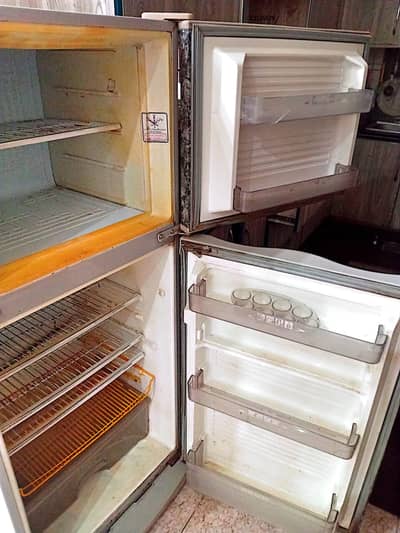 Dawlance Refrigerator