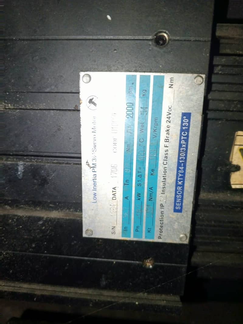 Molding machine 1