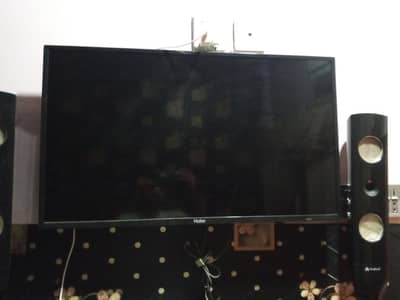led 32 the inch Haier orignal 10 by 10