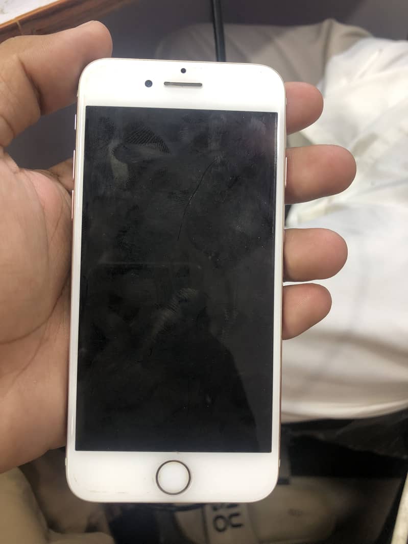 Apple iPhone 7 0