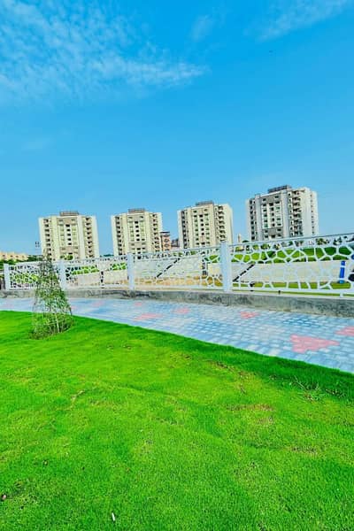 13 Marla 4Bed Park Facing Flat For Sale in Askari 10 Sector S | 475 Crore