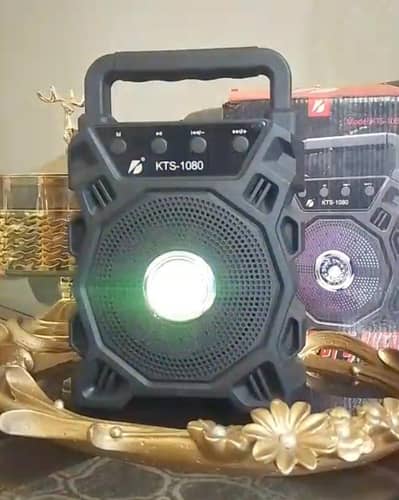 BLUETOOTH BT SPEAKER brand new dabba pack