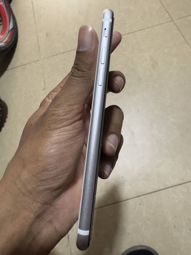 Apple iPhone SE 4