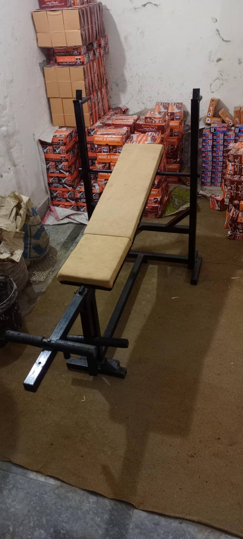 Gym bench 0