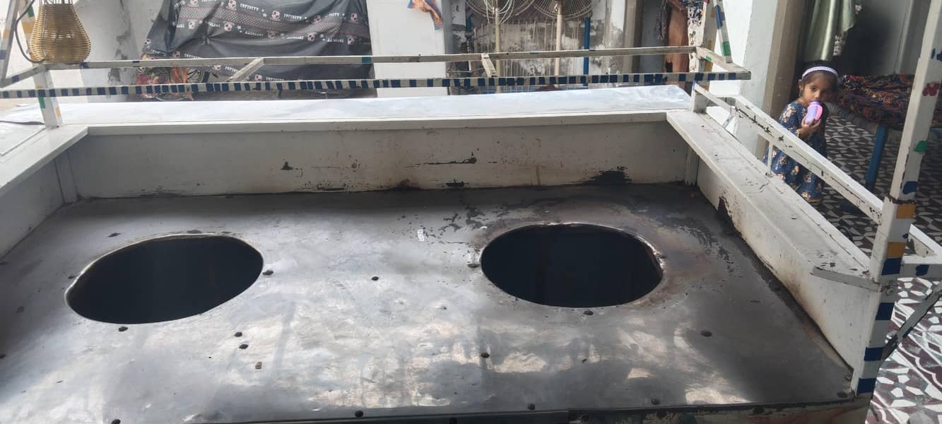 چپس والی ریڑھی مکمل سامان کے ساتھ فروخت کے لیے 2