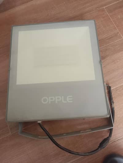 Flood light 100W Oppal (LED FL-EQ 100W)