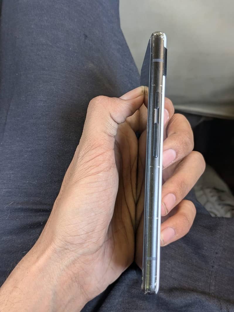 Google Pixel 6a 1