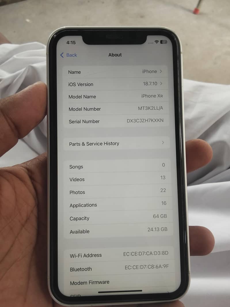 Apple iPhone XR 7