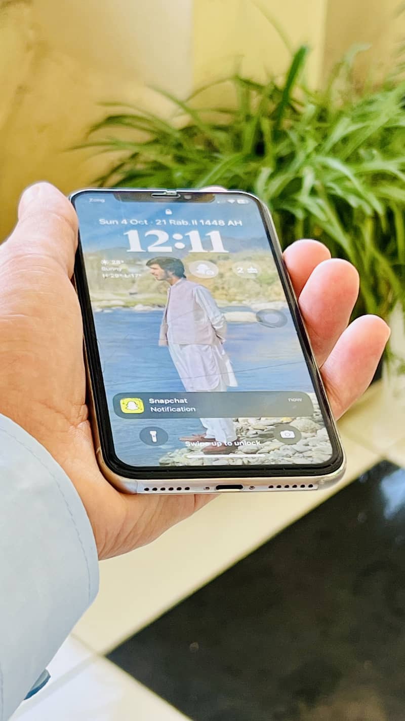 Apple iPhone X 0