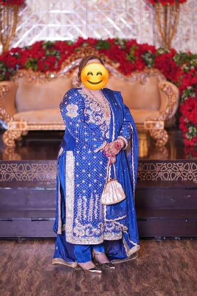 fancy dress. . 03024251614