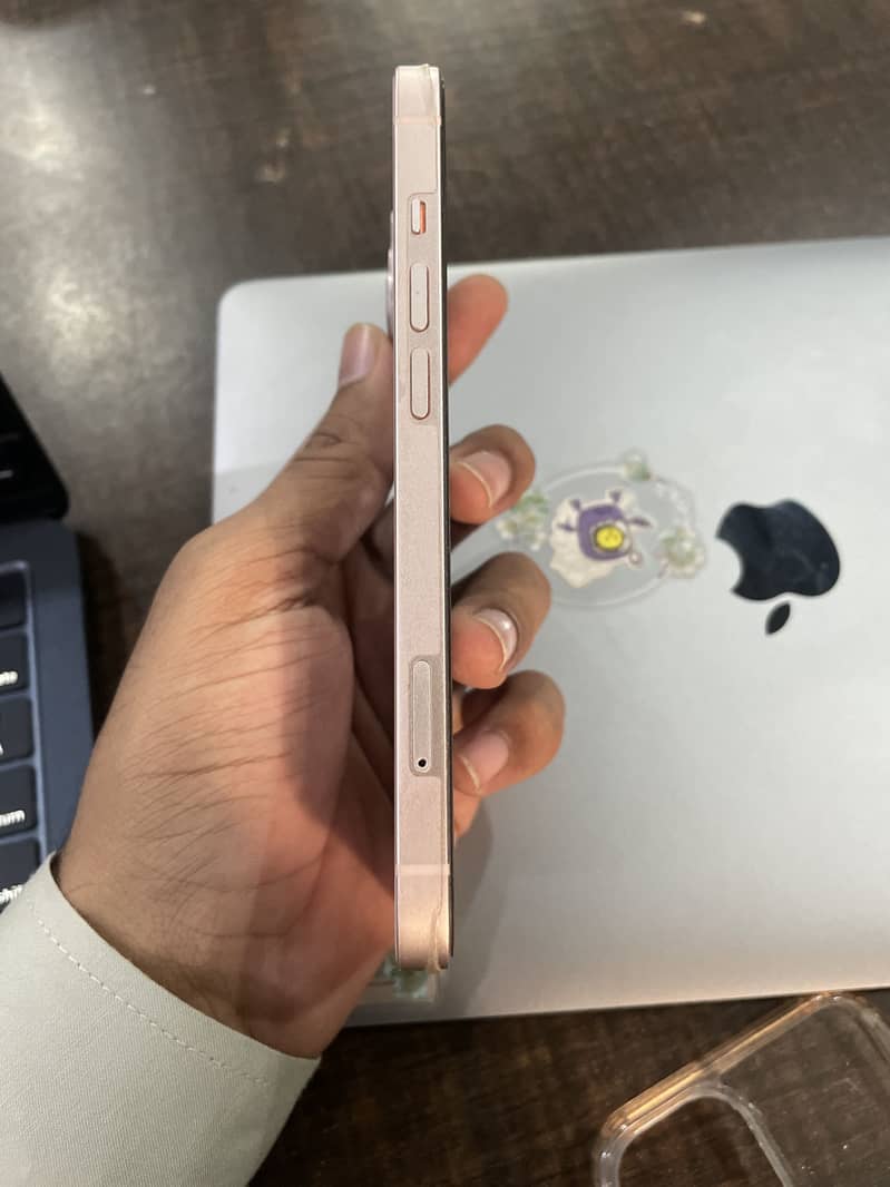 Iphone 13 3
