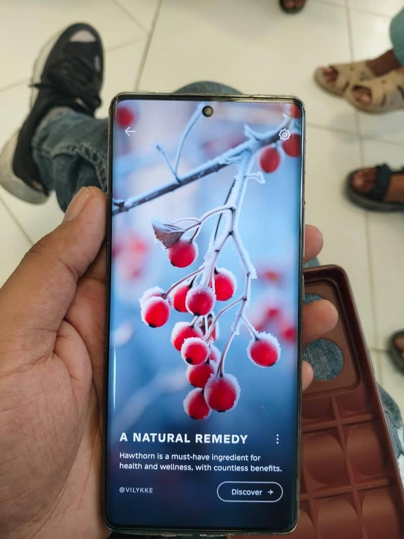 Infinix Note 40 Pro 4