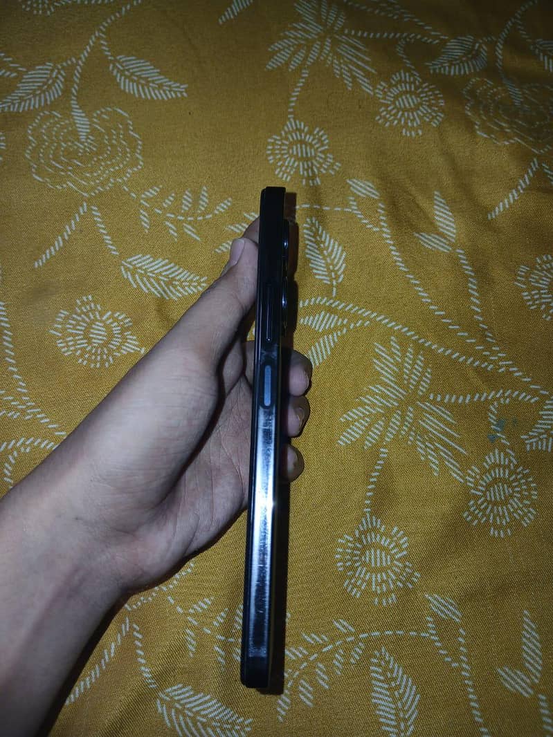 Infinix Note 30 5