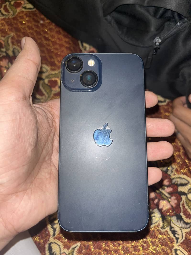 Apple iPhone 13 2