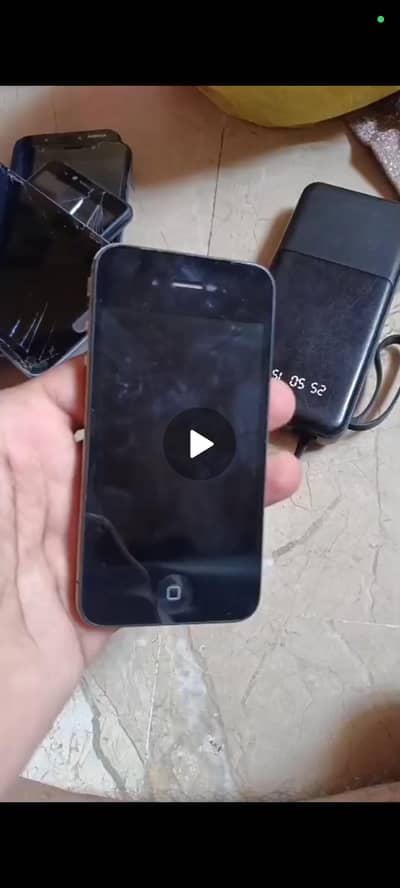 Samsung Mobile J4