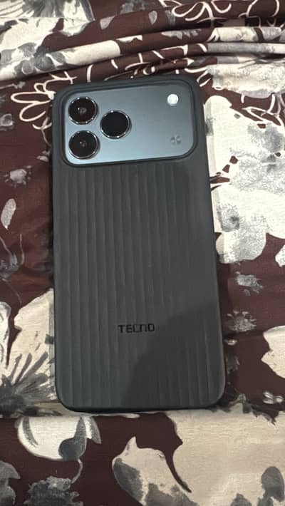 Tecno spark 50
