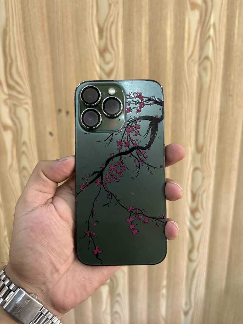 Apple iPhone 13 Pro 0