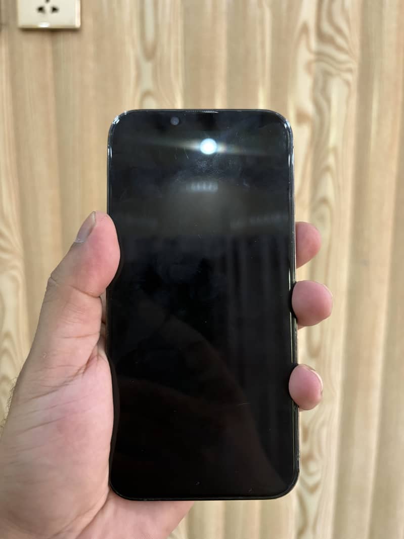 Apple iPhone 13 Pro 4