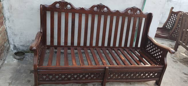 5 seater comfortable sofa set for drawing room arrangement