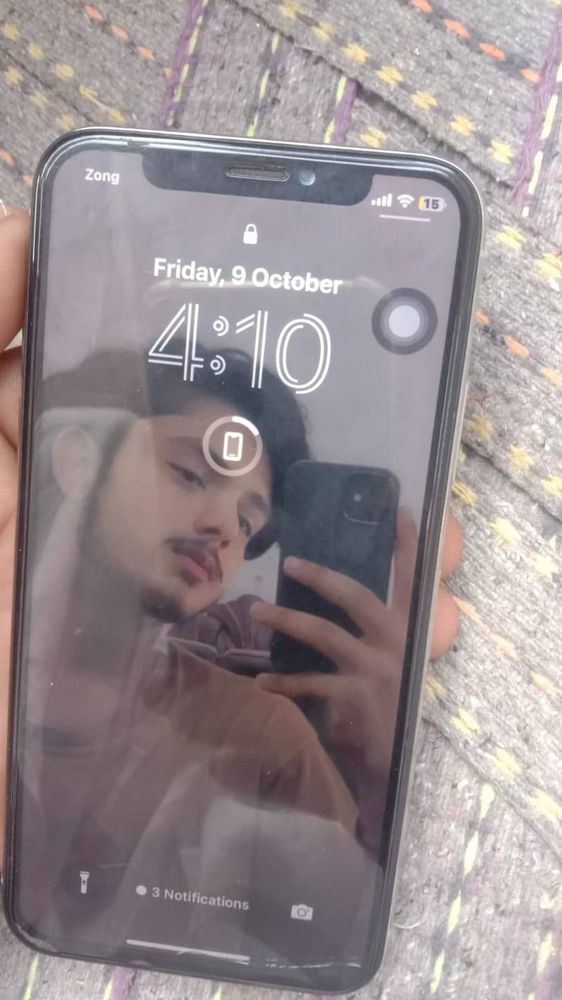 Apple iPhone X 3