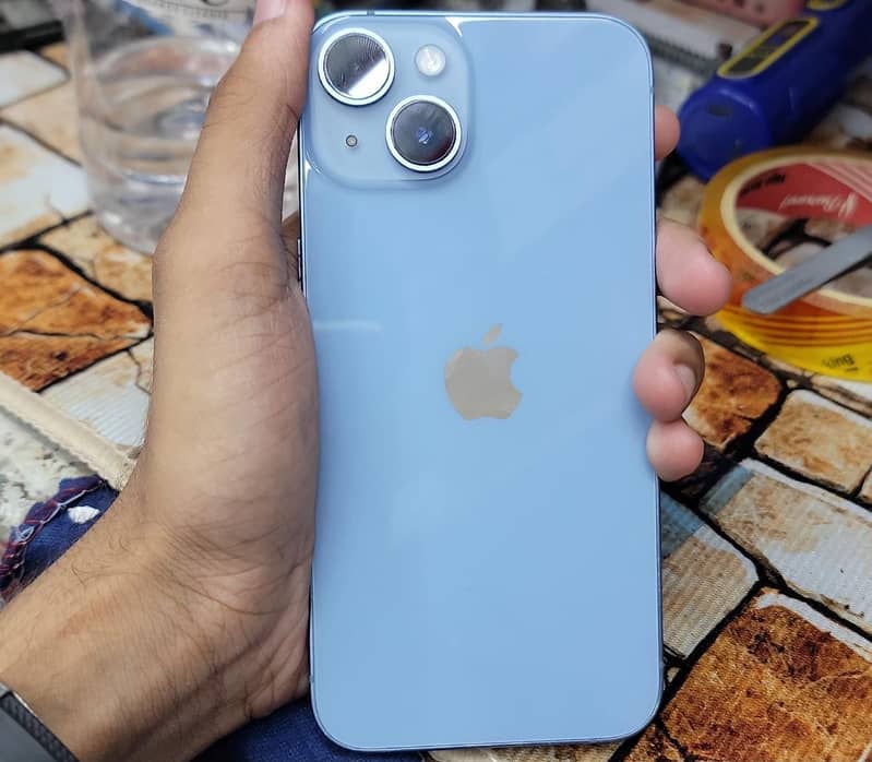 Apple iPhone 14 1
