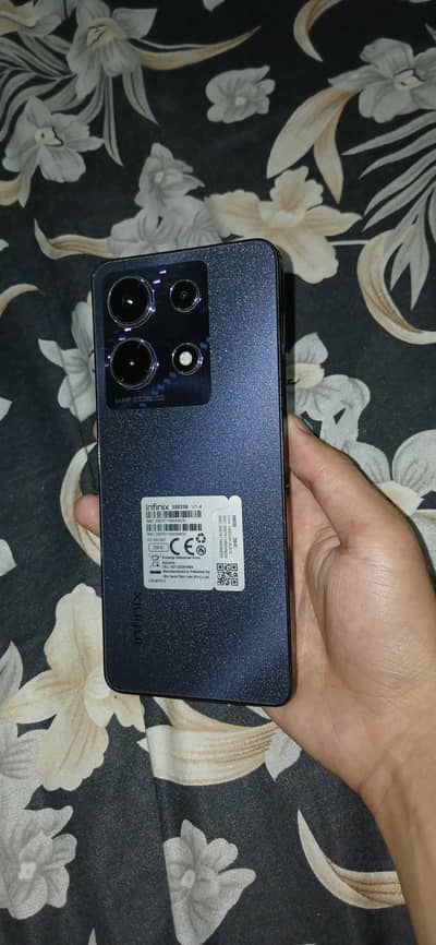 Infinix Note 30