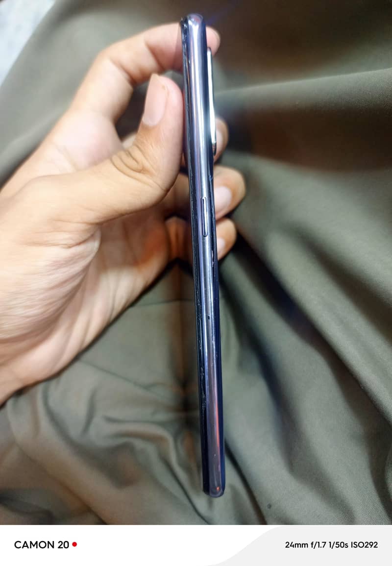 OPPO A95 1