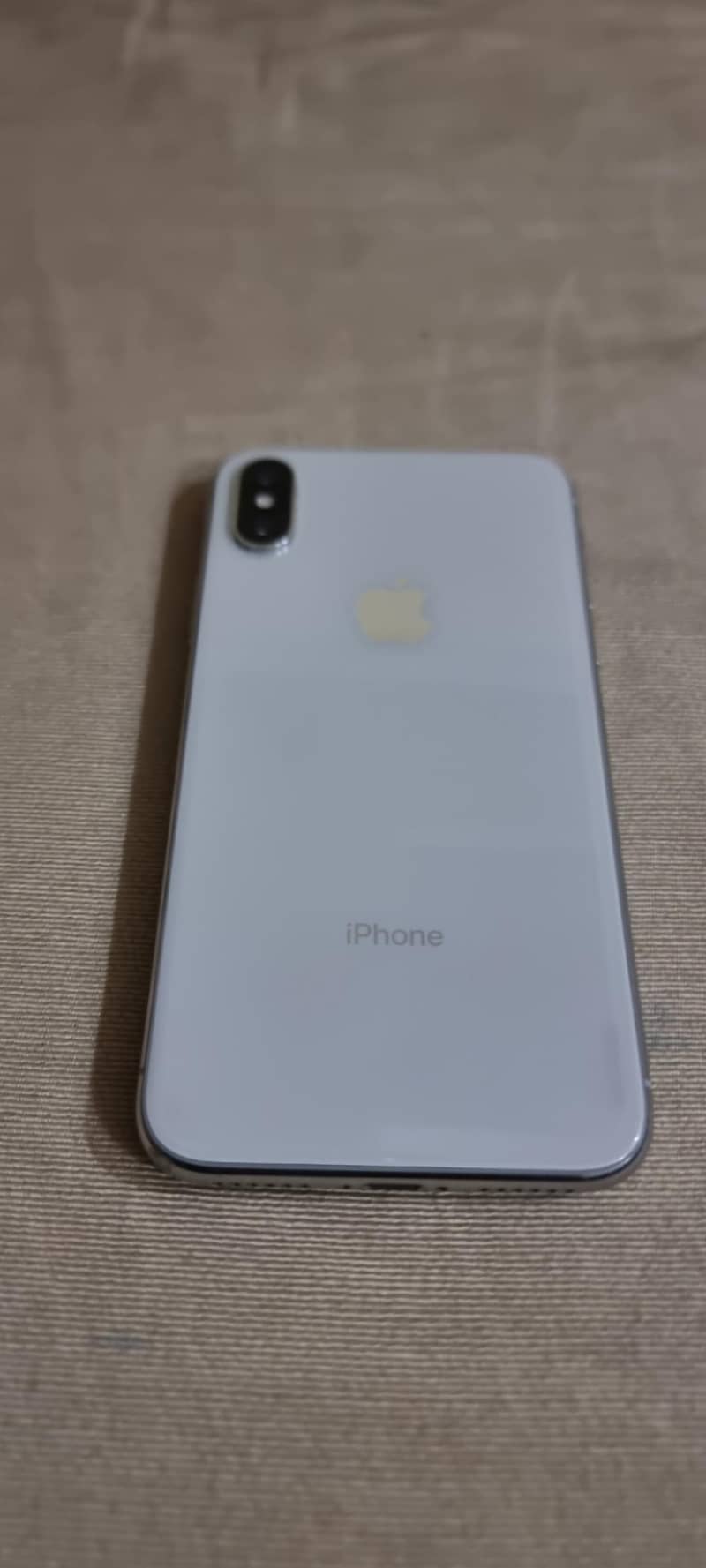 Apple iPhone X 3