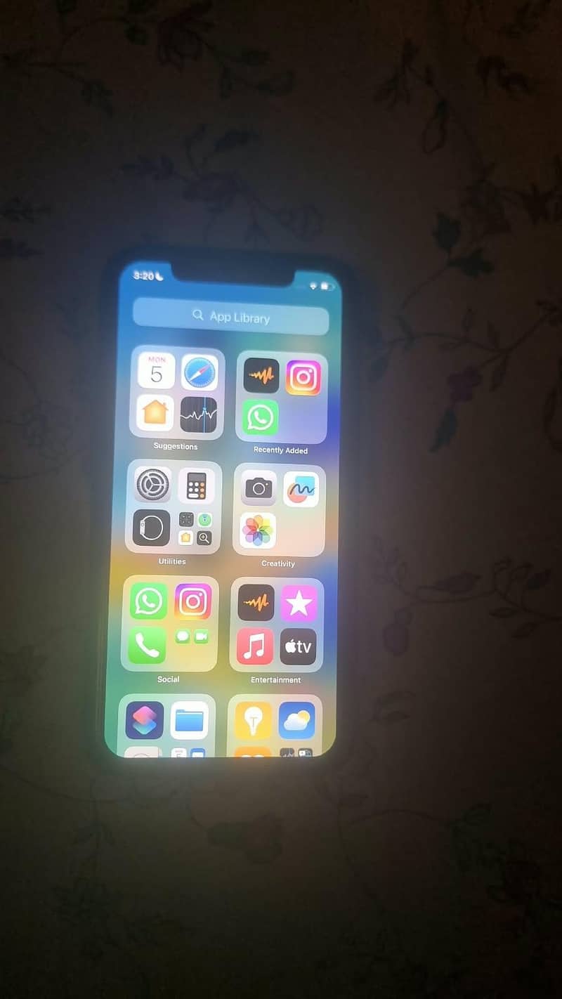 Apple iPhone X 7