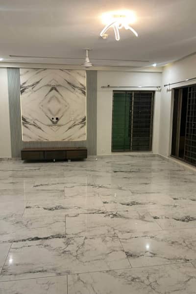 Askari 10 Sector S Flat For Sale | 4 Bed