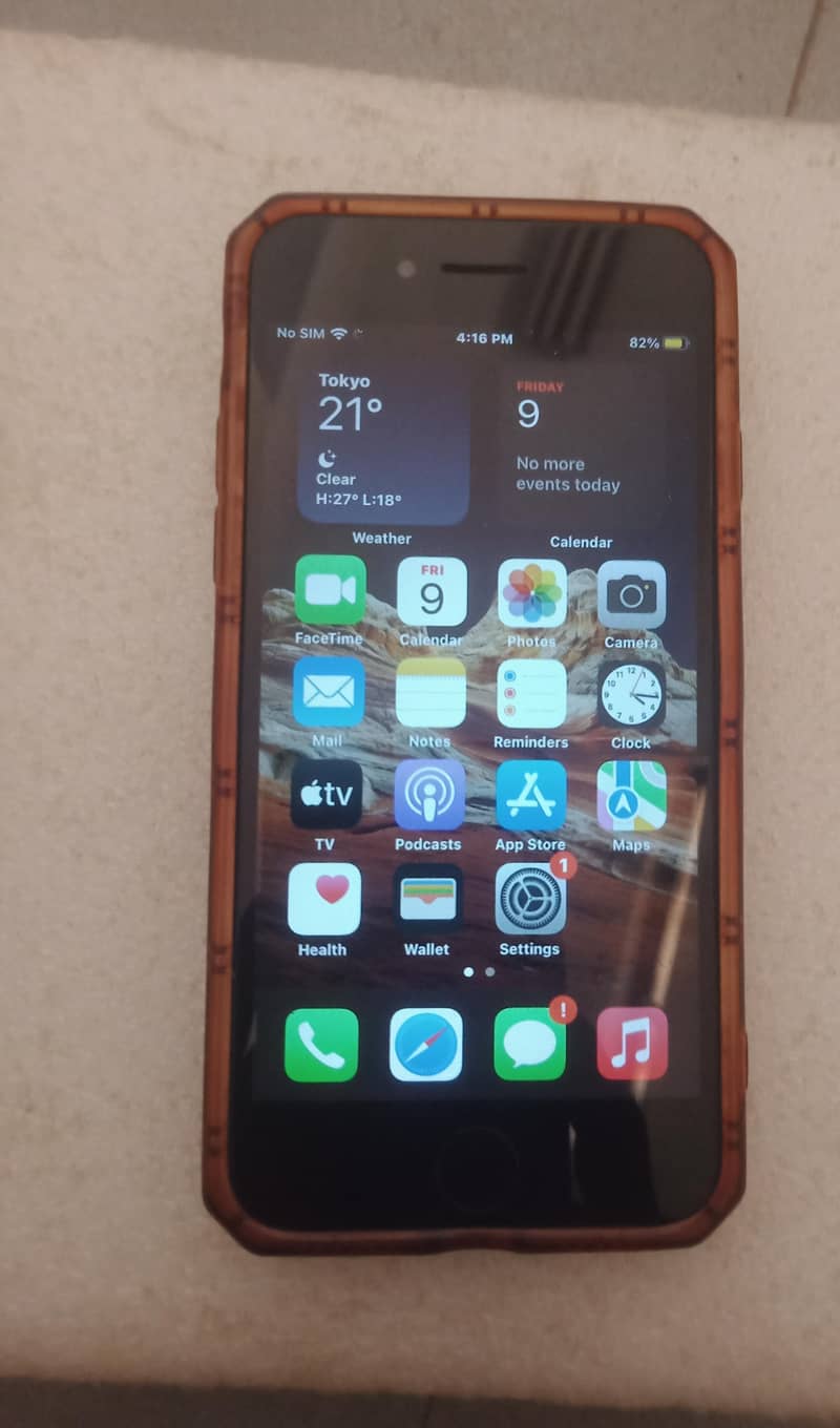 Apple iPhone 7 0