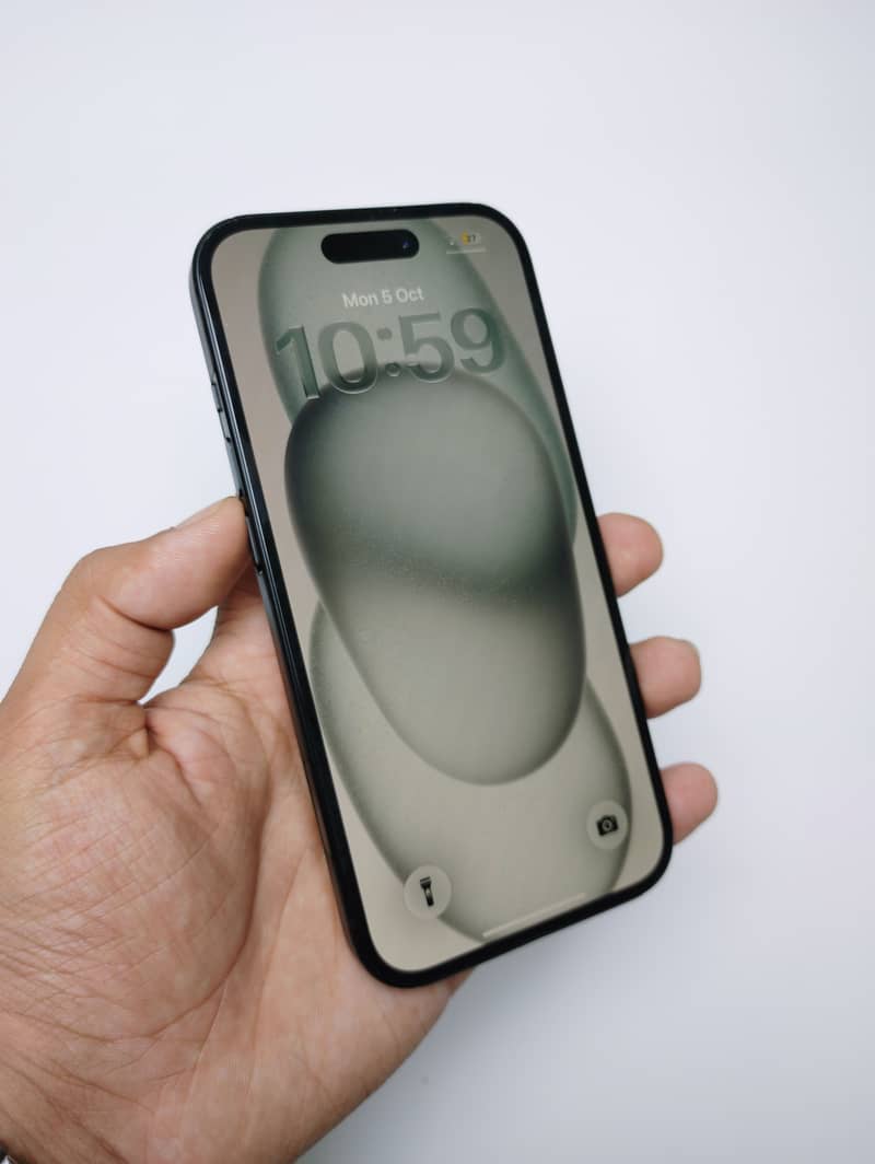 Apple iPhone 15 1