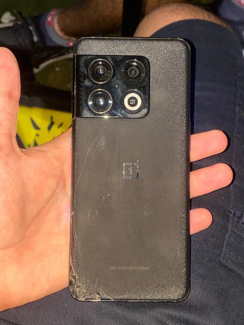 One Plus 10 Pro 1