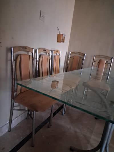 8 chairs  and 12 chaire wala tables