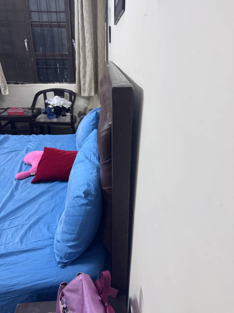 King size Bed 2