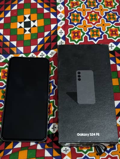 Samsung Mobile S24 fE 8/128 non pta jv with box