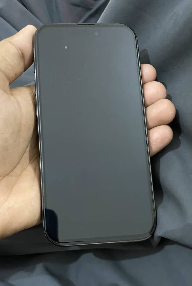 Apple iPhone 14 Pro 1