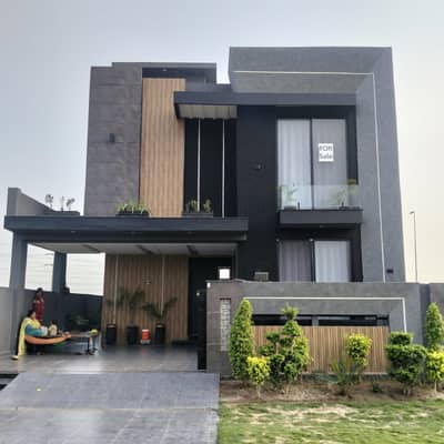 10-Marla Modern House For Sale At Hot Location Near Park Commercial Phase 8