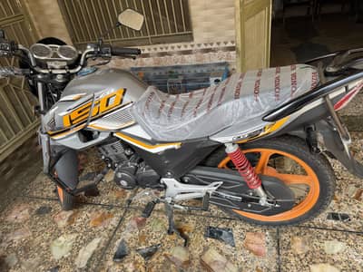 HONDA CB150 F