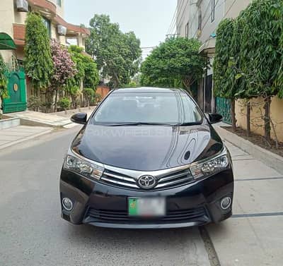 Toyota Corolla Altis Grande Model 2017