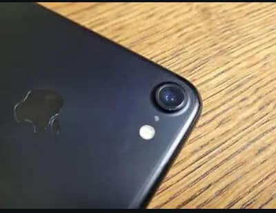 Apple iPhone 7