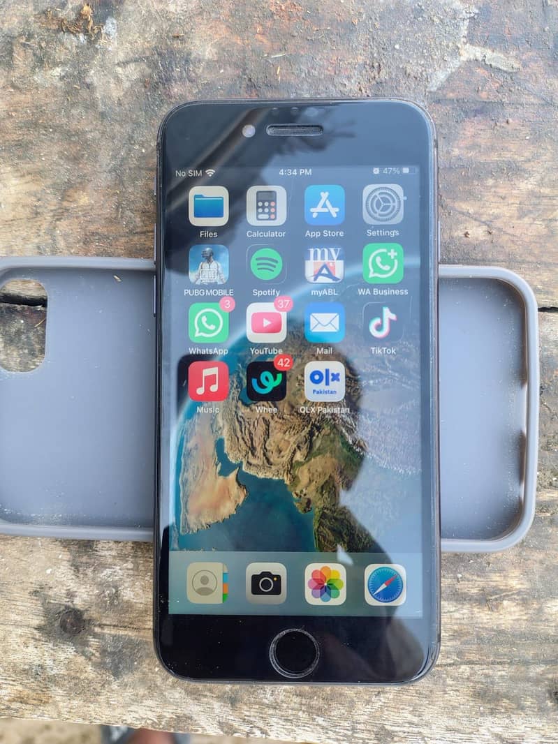 Apple iPhone 8 0